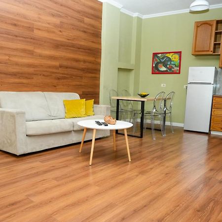 Cozy Apartment In The Heart Of Tirana ! Extérieur photo