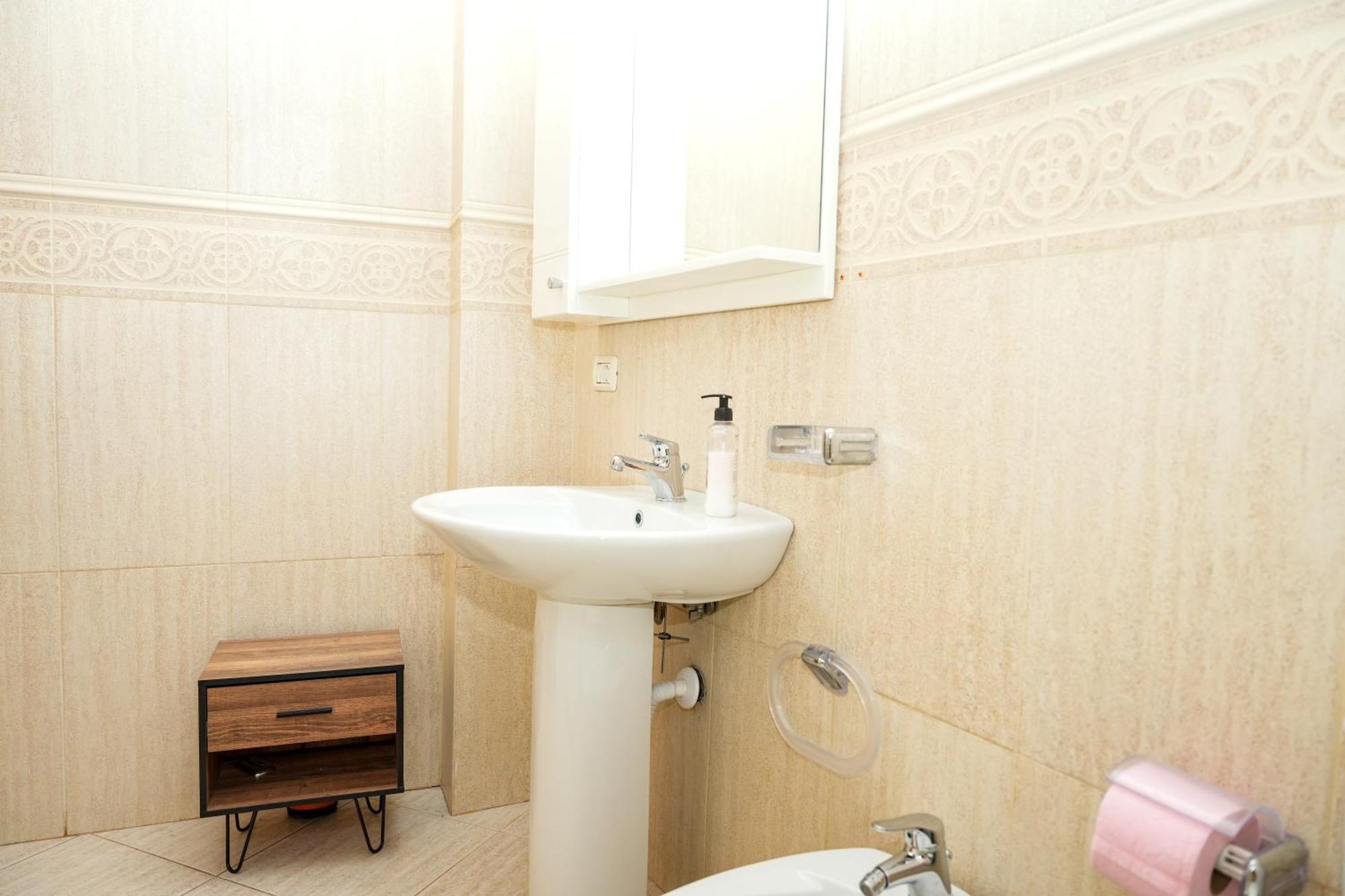 Cozy Apartment In The Heart Of Tirana ! Extérieur photo